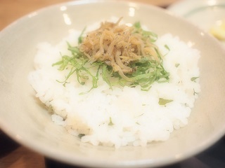 P8226900s.jpg